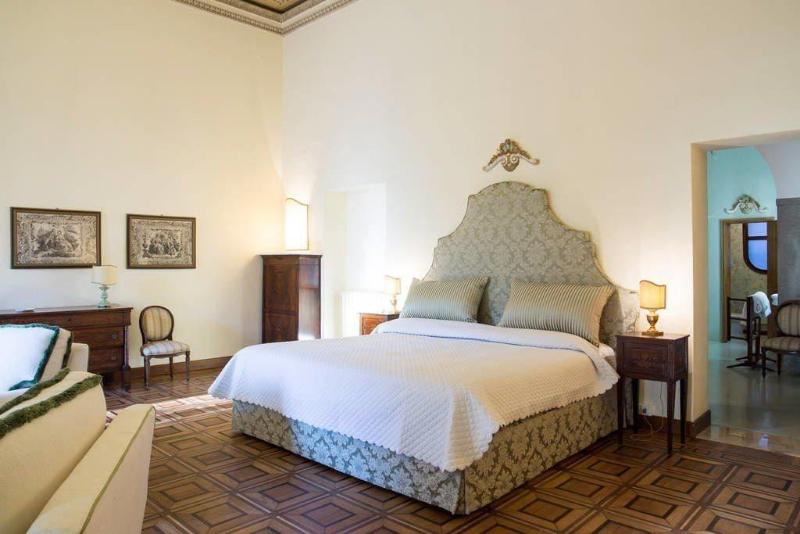 Palazzo Mantua Benavides Suites And Apartments - Oda