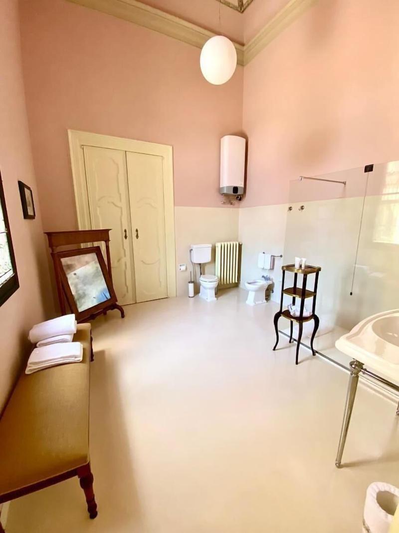 Palazzo Mantua Benavides Suites And Apartments - Oda