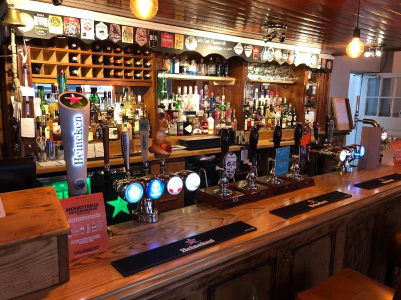 The Fleur De Lis - Bar