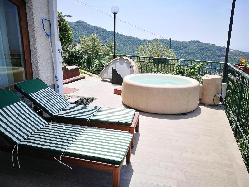 B&B La Terrazza Sui Fieschi - Teras
