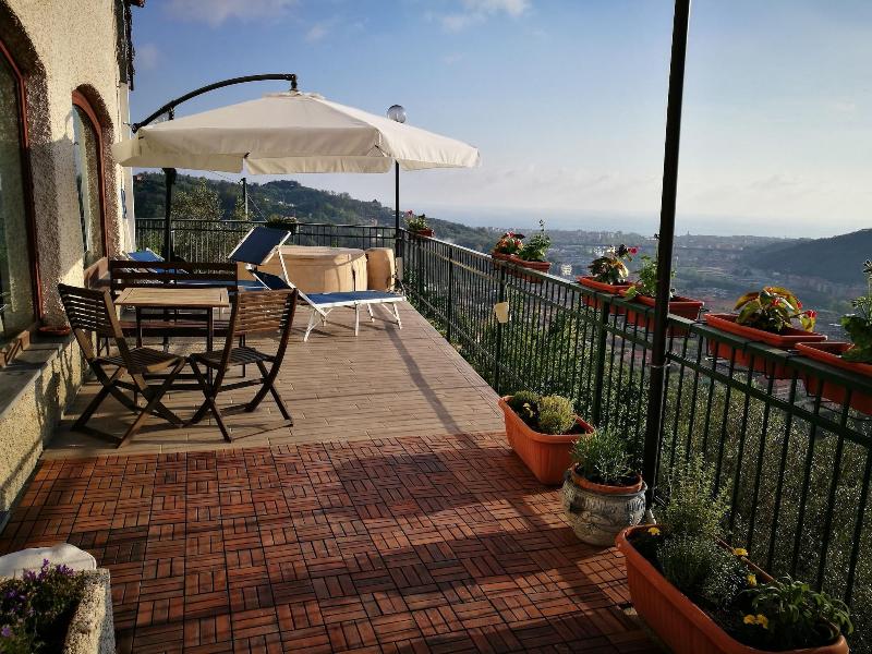 B&B La Terrazza Sui Fieschi - Teras