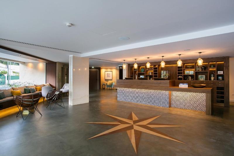 Four Points By Sheraton Sesimbra - Lobi