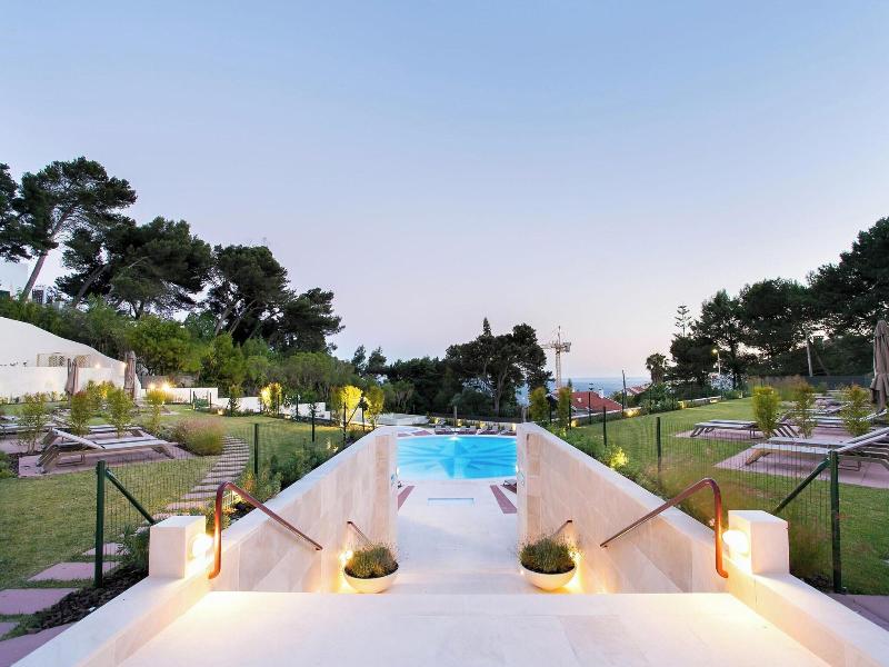 Four Points By Sheraton Sesimbra - Havuz