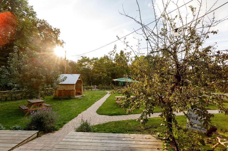 Creeksea Place Barns - Genel