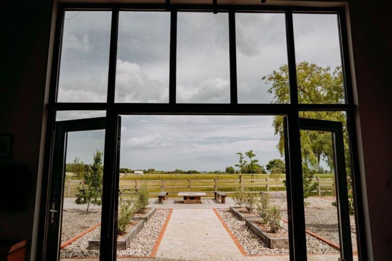 Creeksea Place Barns - Oda