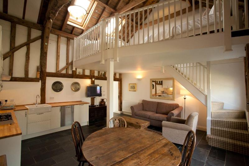 Creeksea Place Barns - Oda