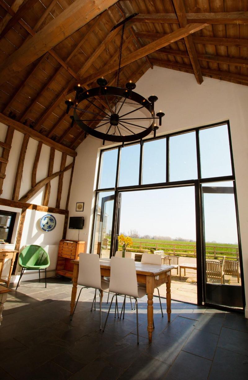 Creeksea Place Barns - Oda