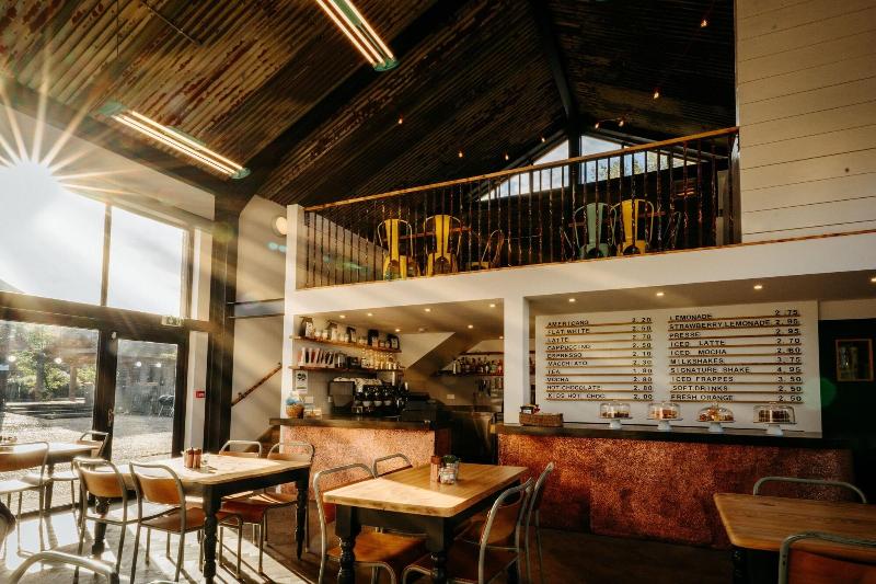 Creeksea Place Barns - Restoran