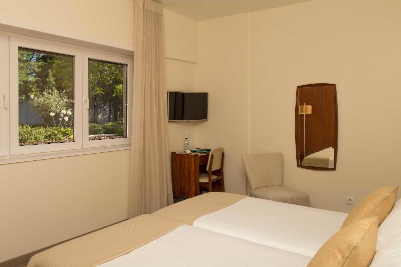 Aires Da Serra Hotel - Oda