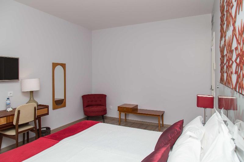 Aires Da Serra Hotel - Oda