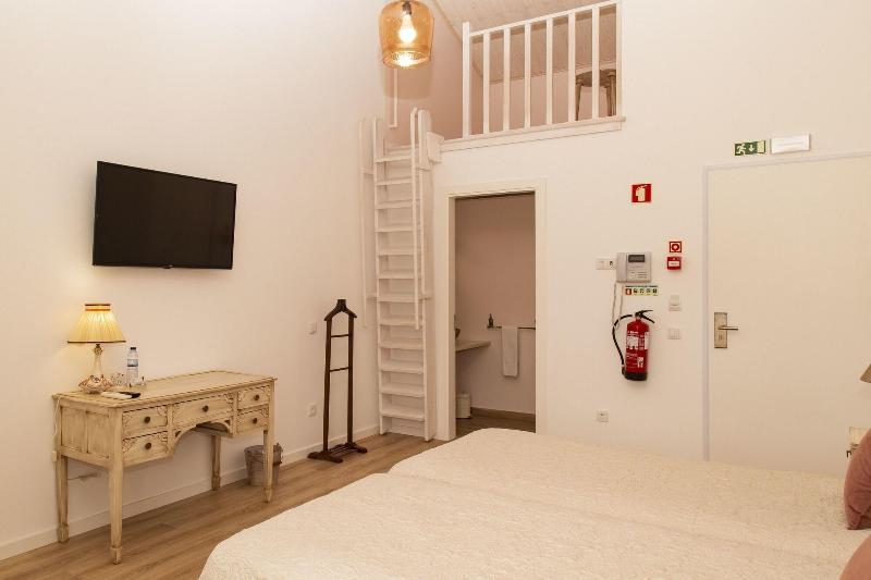 Aires Da Serra Hotel - Oda