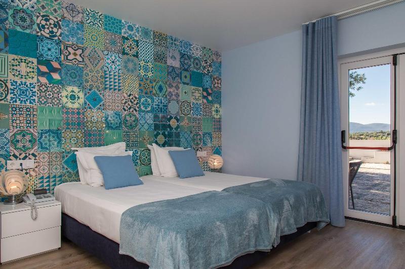 Aires Da Serra Hotel - Oda