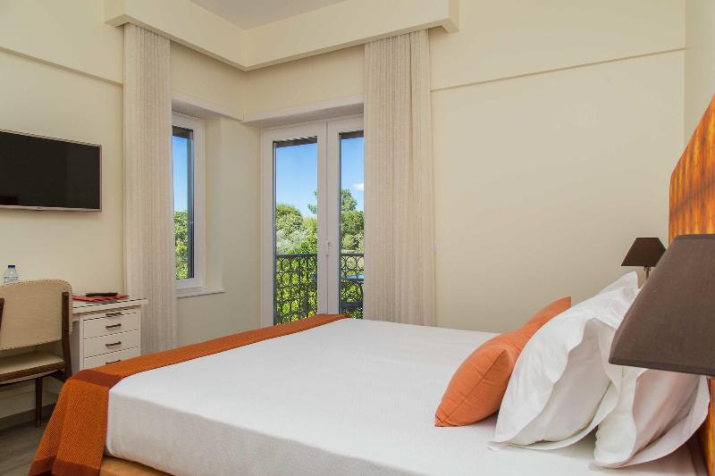 Aires Da Serra Hotel - Oda