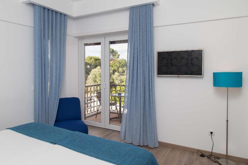 Aires Da Serra Hotel - Oda