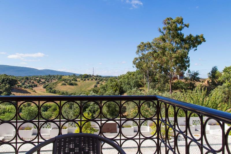Aires Da Serra Hotel - Oda