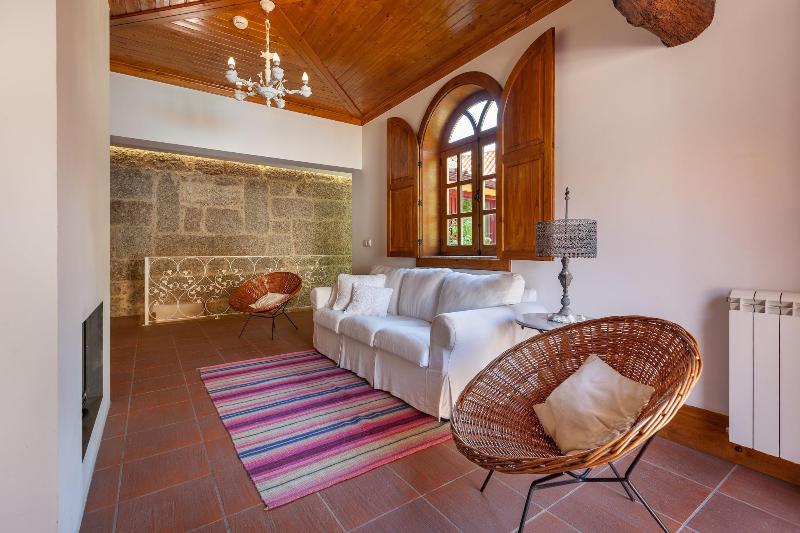 Casa do Eido - sustainable living & nature experie - Lobi