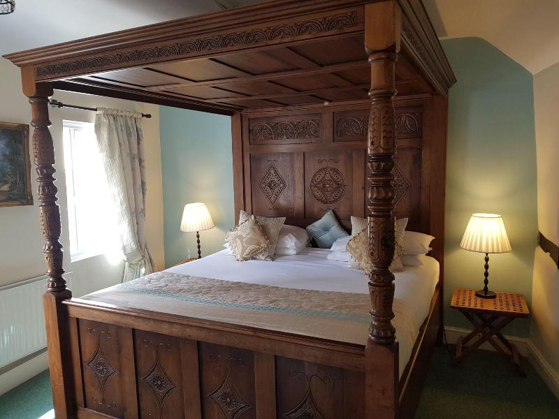 Cromwell's Inn - Oda
