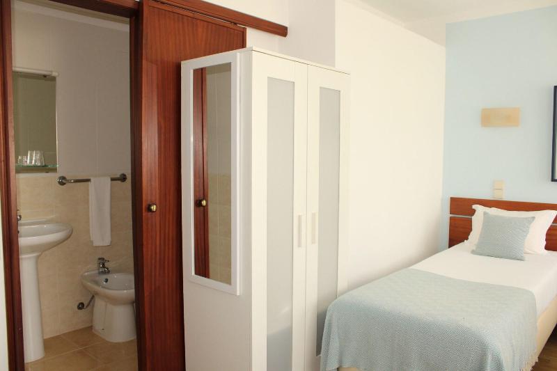 Hotel Santiago - Oda