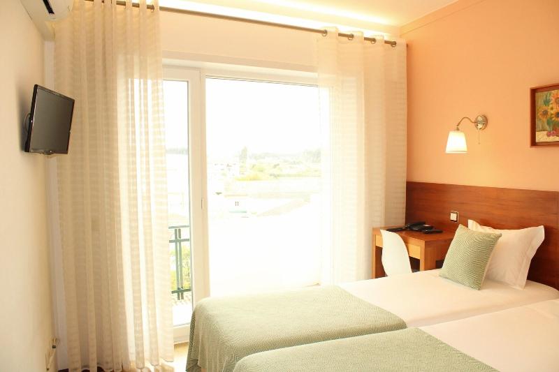 Hotel Santiago - Oda