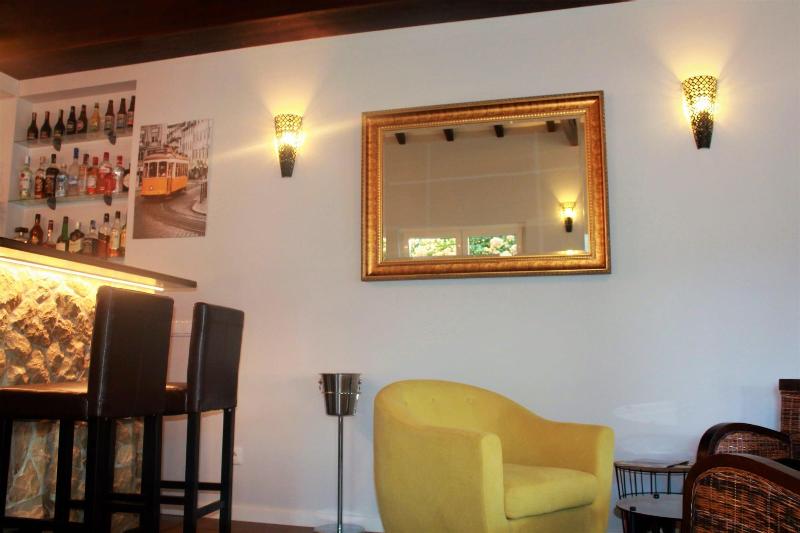 Silver Seahorse Garden Retreat - Bar