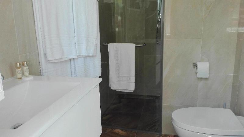 Silver Seahorse Garden Retreat - Oda