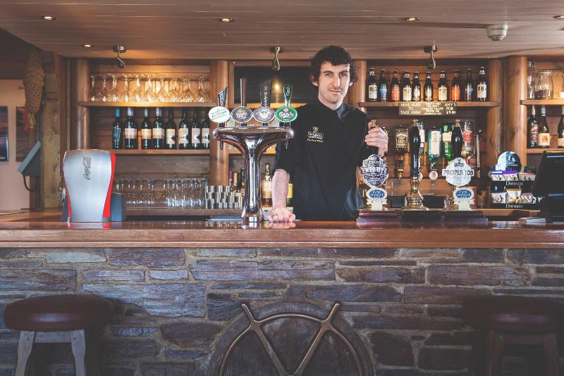 The Port William - Lobi