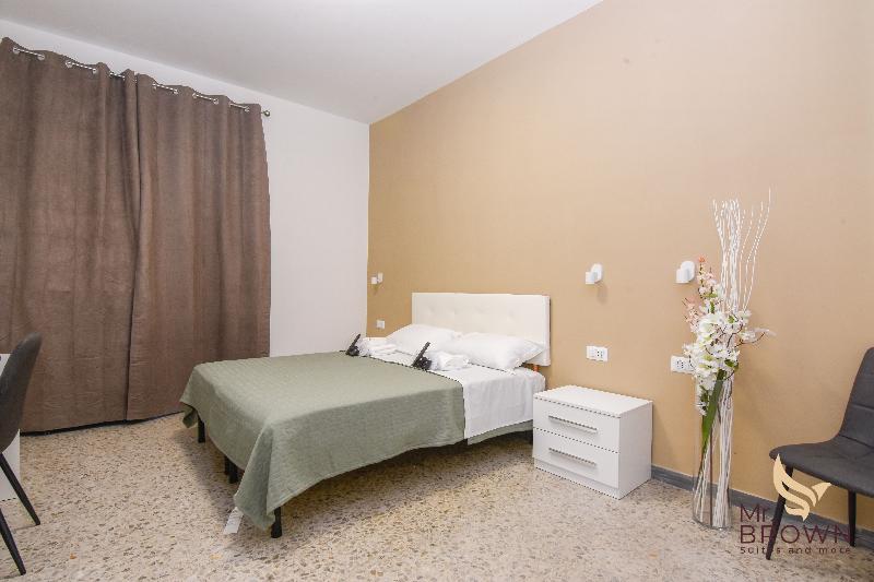 Mr Brown Home & Suite - Lobi