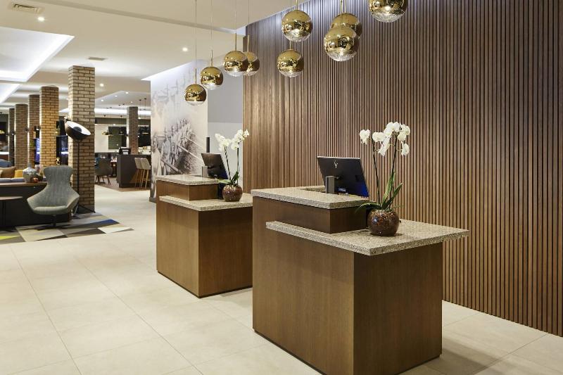 Courtyard By Marriott Oxford South - Lobi