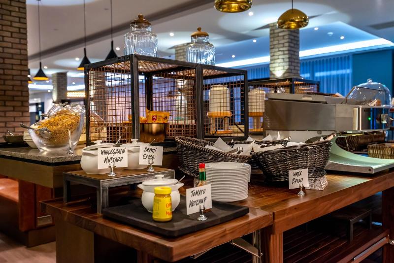 Courtyard By Marriott Oxford South - Restoran