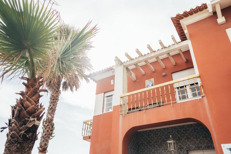 The Beach Corner Guesthouse - Genel
