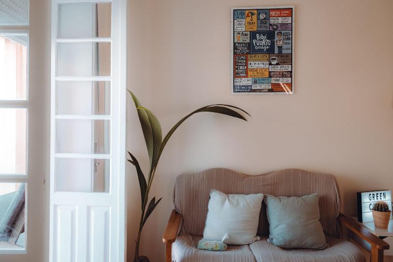 The Beach Corner Guesthouse - Oda