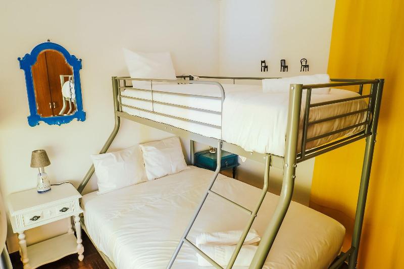 Help Yourself Hostels - Restelo - Oda
