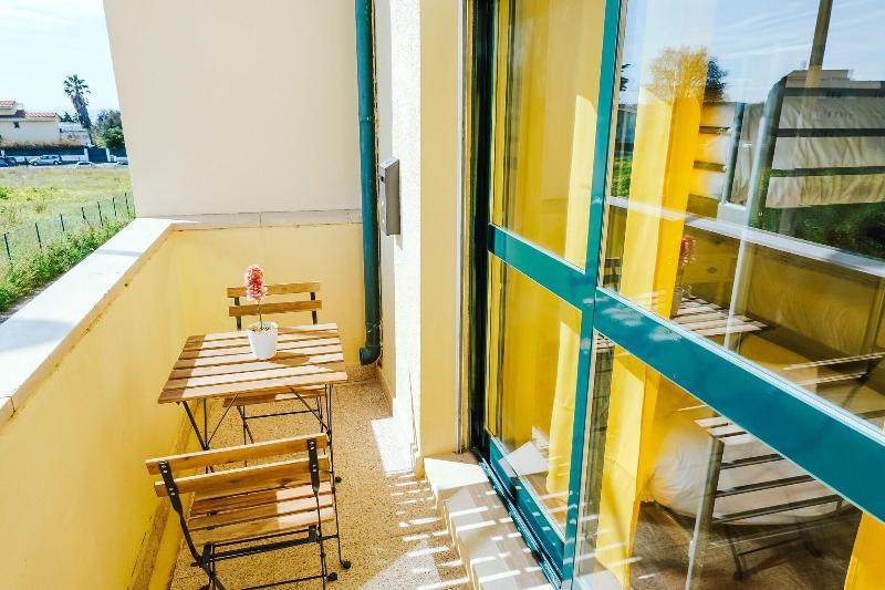 Help Yourself Hostels - Restelo - Teras