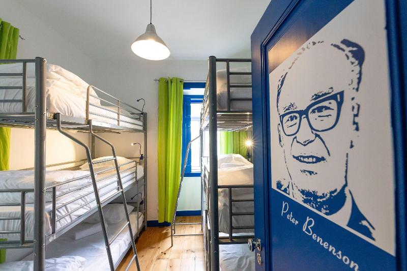 Help Yourself Hostels Parede - Oda