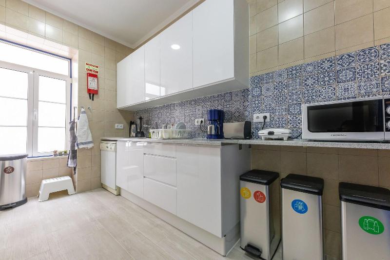 Help Yourself Hostels Parede - Oda