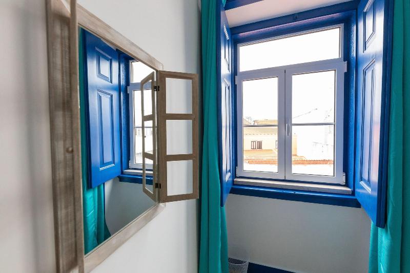 Help Yourself Hostels Parede - Oda
