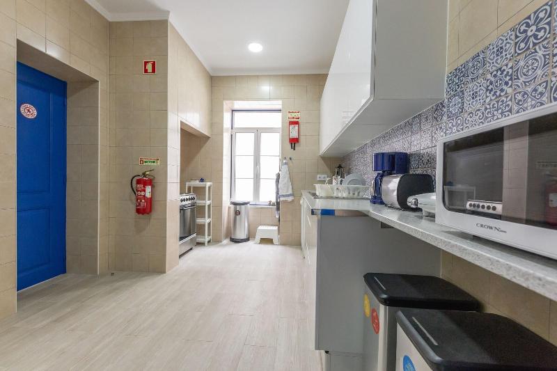 Help Yourself Hostels Parede - Restoran