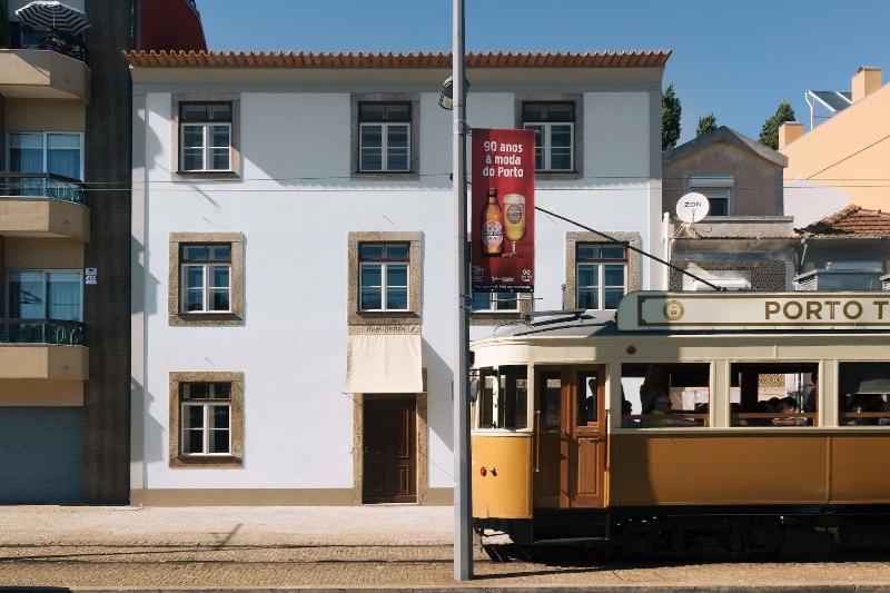 Duas Portas Townhouse - Genel