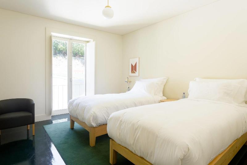 Duas Portas Townhouse - Oda