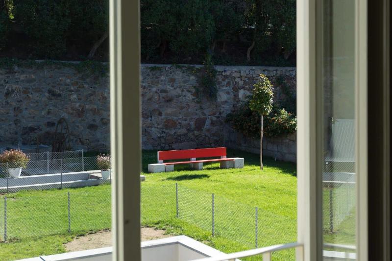 Duas Portas Townhouse - Oda