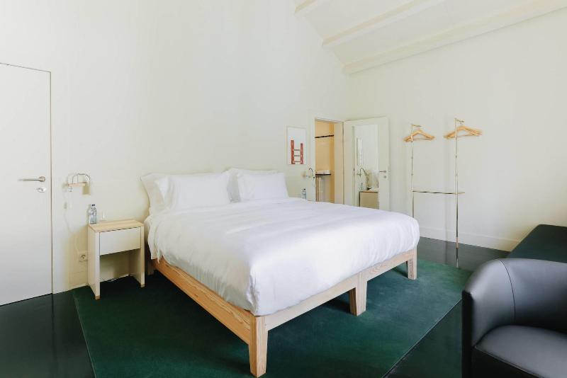 Duas Portas Townhouse - Oda