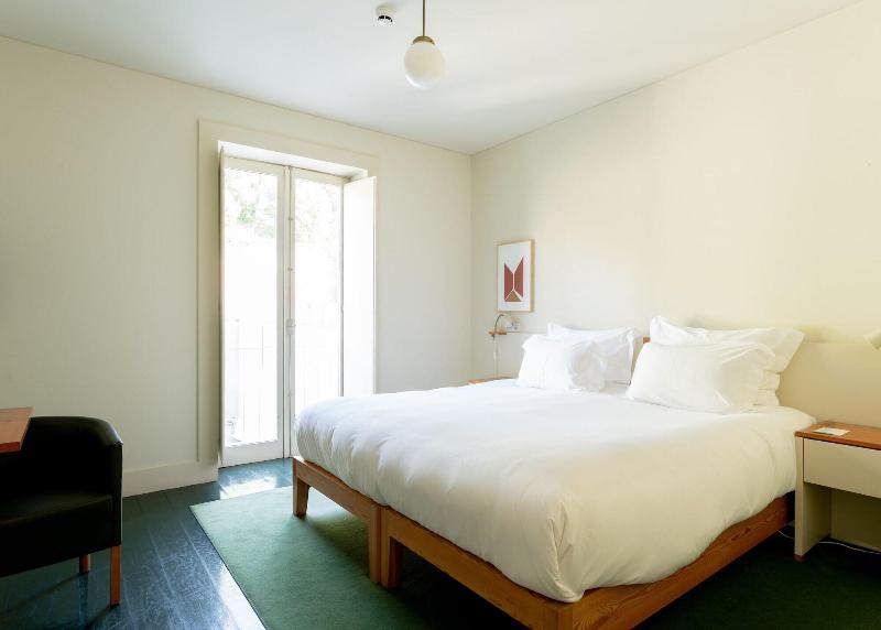Duas Portas Townhouse - Oda