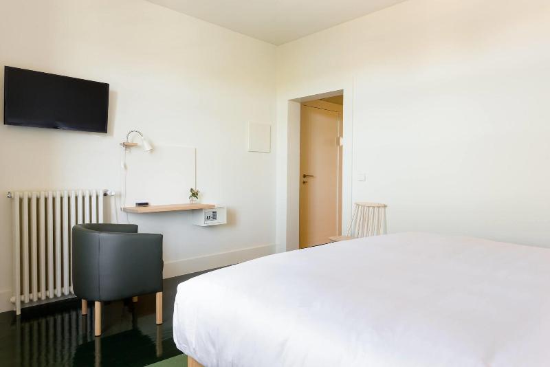 Duas Portas Townhouse - Oda