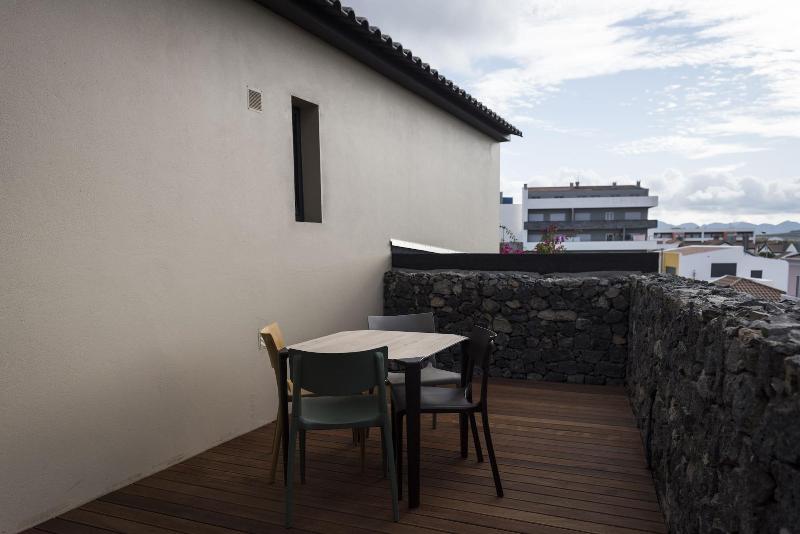 Volcanic Charming House - Oda