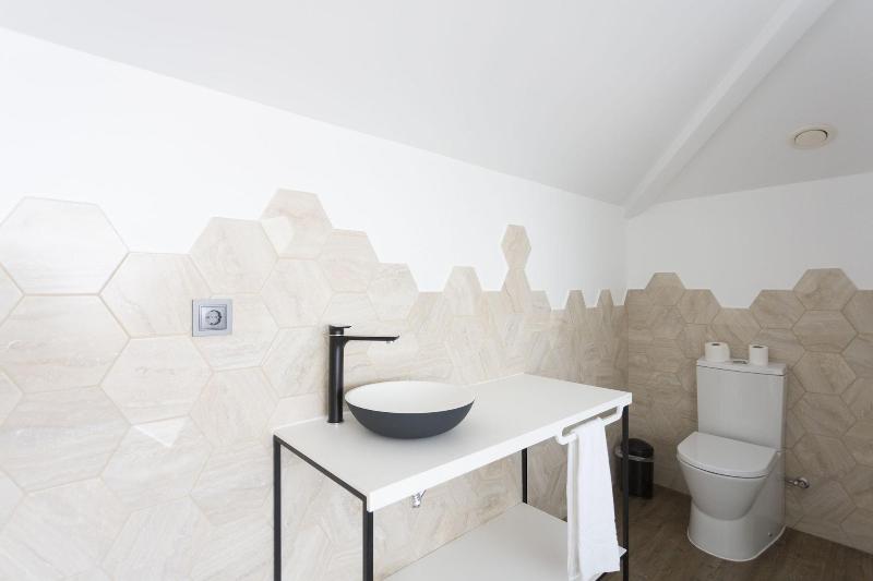 Volcanic Charming House - Oda