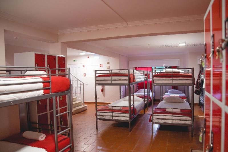 Help Yourself Hostels Carcavelos Coast - Oda