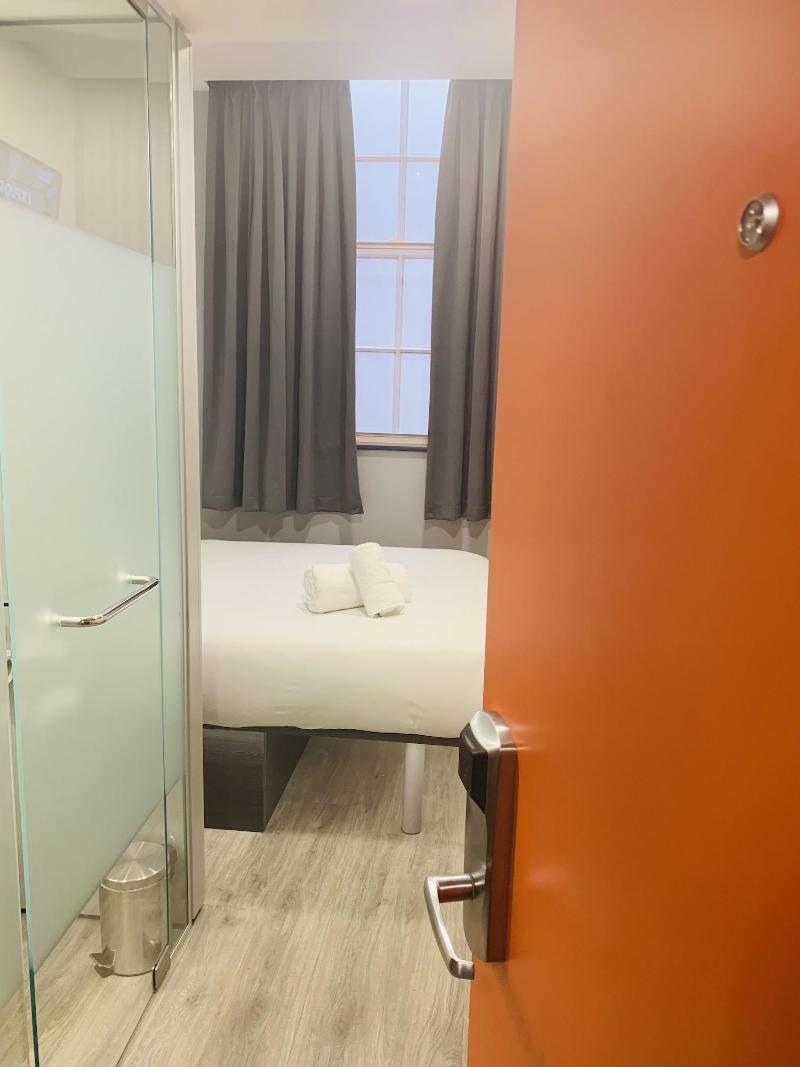 easyHotel Ipswich - Oda