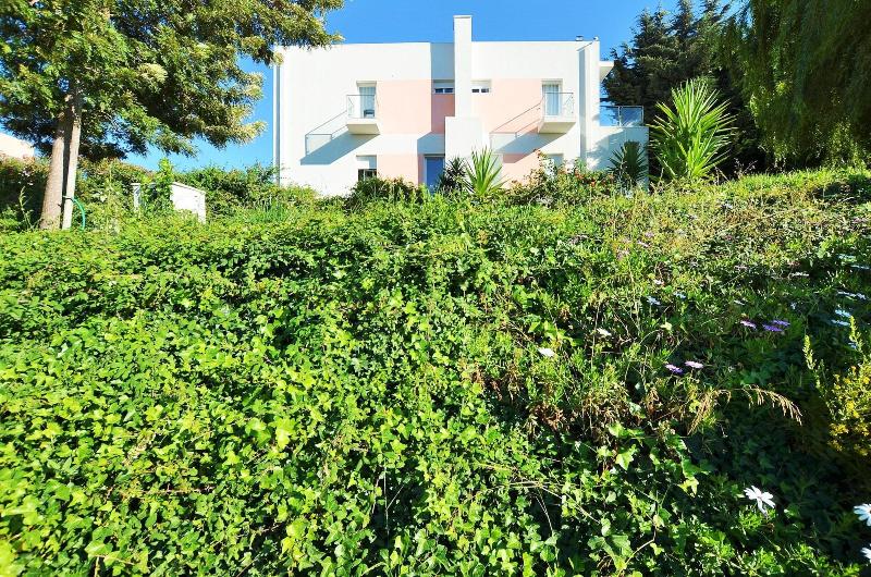 HILLTOP OASIS - Lisbon Lux Oeiras Resorts - Genel