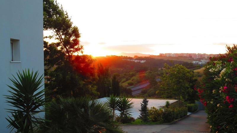 HILLTOP OASIS - Lisbon Lux Oeiras Resorts - Genel