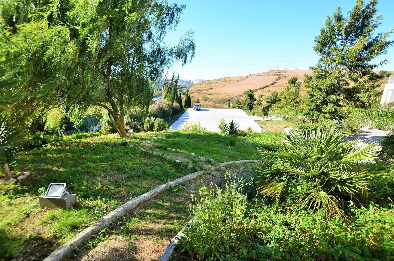 HILLTOP OASIS - Lisbon Lux Oeiras Resorts - Oda
